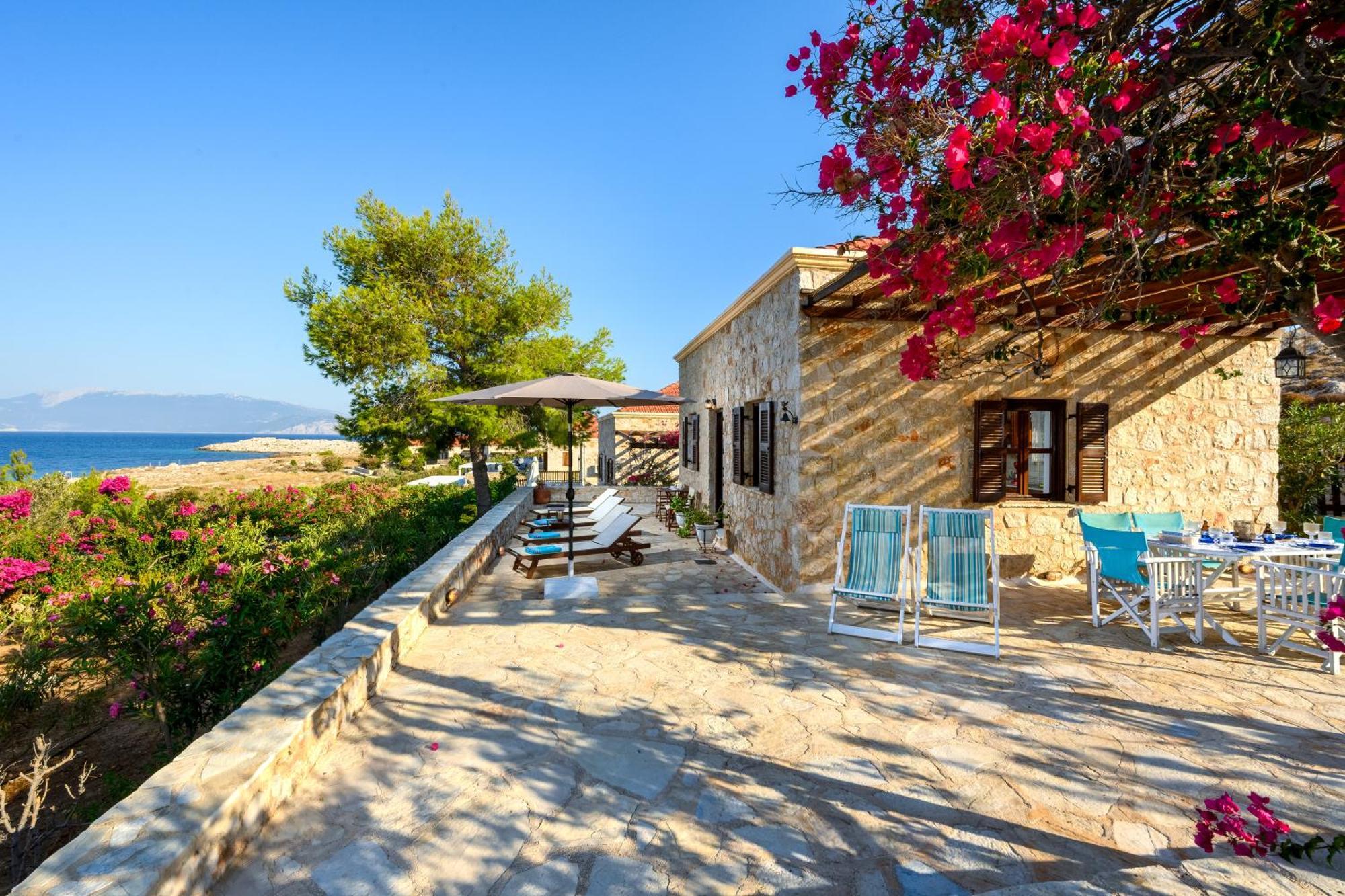 Villa Ftenagia Chalki Town Exterior foto